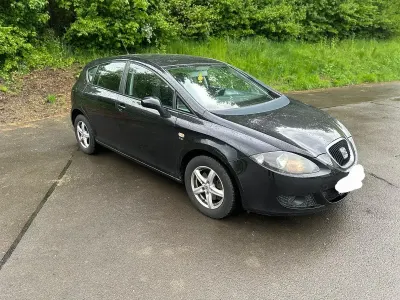 Używany Seat Leon 125 KM (91 kW) 2009 Czarny Hatchback