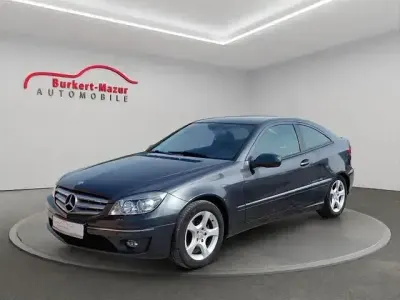 Gebraucht Mercedes CLC180 143 PS (105 kW) 2010 Grau Kleinwagen