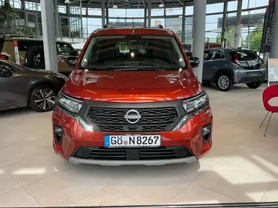Gebraucht Nissan Townstar 360º 131 PS (96 kW) 2025 Terracotta Kombi