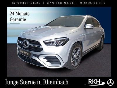 Silber Gebraucht 2025 Mercedes GLA200 AMG line SUV | 44.950 € (Teuer)