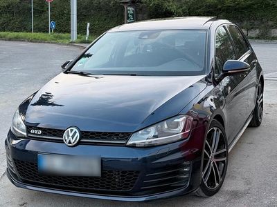 Second-hand VW Golf VII GTD 184 CP (135 kW) 2015 Albastru Berlinǎ