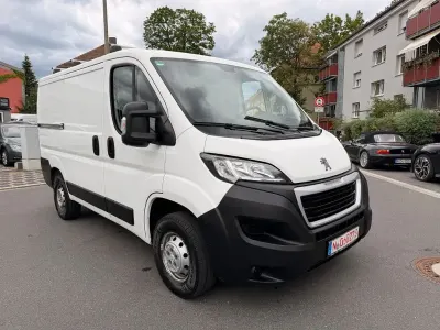 Gebraucht Peugeot Boxer 120 PS (88 kW) 2020 Weiß Van