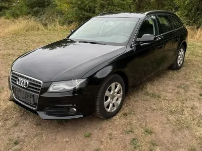 Gebraucht Audi A4 105 PS (77 kW) 2011 Schwarz Kombi