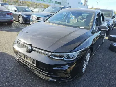 Gebraucht VW Golf VIII R-line 131 PS (96 kW) 2024 Schwarz Limousine
