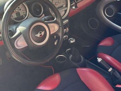 Rot Gebraucht 2006 Mini Cooper Kleinwagen | 2.000 € (Superpreis)