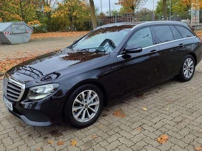 Mercedes E200