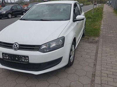 Gebraucht VW Polo Trendline 75 PS (55 kW) 2013 Weiß Kleinwagen