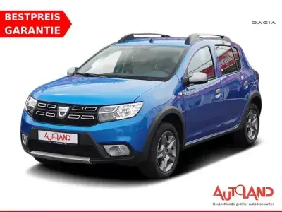 Używany Dacia Sandero Anniversary 90 KM (66 kW) 2020 Niebieski SUV