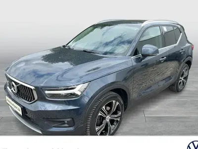 Gebraucht Volvo XC40 Inscription 163 PS (119 kW) 2020 Blau SUV