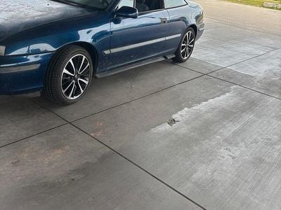 Usata Opel Calibra 115 CV (84 kW) 1990 Blu Coupé