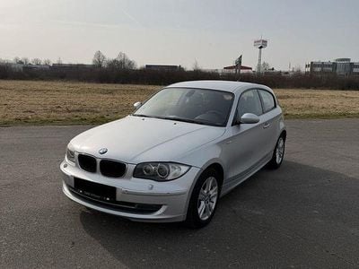 Second-hand BMW 118 143 CP (105 kW) 2007 Argintiu Hatchback