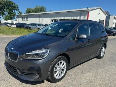 Gebraucht BMW 216 Advantage 116 PS (85 kW) 2022 Grau Kombi