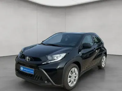 Neu Toyota Aygo X Business Edition 72 PS (52 kW) 2025 Schwarz SUV