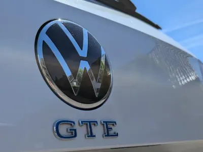 Gebraucht VW Passat GTE 218 PS (160 kW) 2021 Weiß Kombi