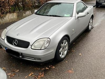 Usata Mercedes SLK230 193 CV (141 kW) 1996 Argento Cabrio
