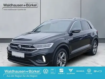 Second-hand VW T-Roc R-line 110 CP (80 kW) 2023 Negru SUV