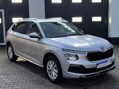 Silber Gebraucht 2024 Skoda Kamiq Selection SUV | 21.970 € (Guter Preis)