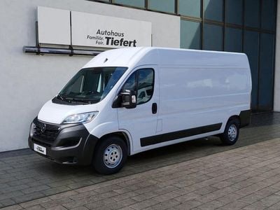 Weiß Gebraucht 2022 Opel Movano Limousine | 22.700 € (Fairer Preis)