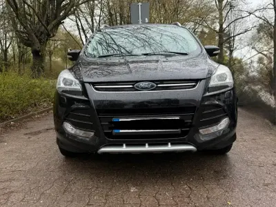Używany Ford Kuga 180 KM (132 kW) 2016 Czarny SUV