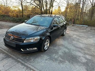 Gebraucht VW Passat 105 PS (77 kW) 2013 Schwarz Kombi