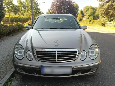 Gebraucht Mercedes E220 Elegance 150 PS (110 kW) 2004 Grau Limousine