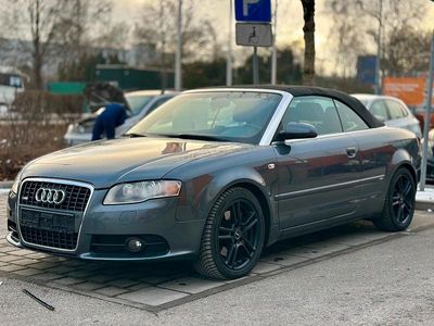 Grau Gebraucht 2007 Audi A4 Cabriolet S-Line Cabrio | 5.800 €