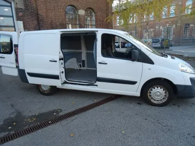 Gebraucht Peugeot Expert 128 PS (94 kW) 2014 Blanc banquise Van