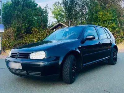 Gebraucht VW Golf IV Basis 105 PS (77 kW) 2002 Schwarz Limousine