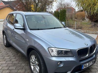 Gebraucht BMW X3 186 PS (136 kW) 2011 Blau SUV