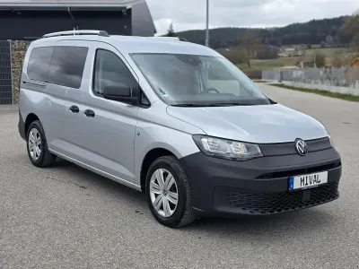 Gebraucht VW Caddy 102 PS (75 kW) 2023 Silber Van / Kleinbus