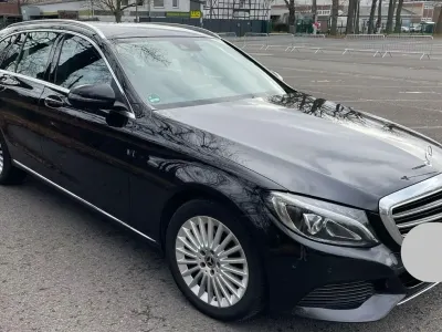 Gebraucht Mercedes C200 Exclusive 136 PS (100 kW) 2017 Schwarz Kombi