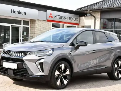 Neu Mitsubishi L Edition 109 PS (80 kW) 2026 Grau Limousine
