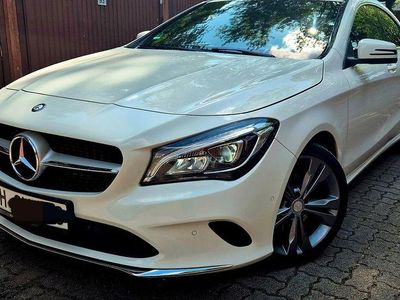 Mercedes CLA180