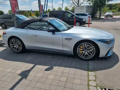 Gebraucht Mercedes SL63 AMG AMG 585 PS (430 kW) 2024 Silber Cabrio