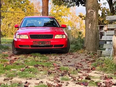 Gebraucht Audi A4 Performance 101 PS (74 kW) 1997 Rot Limousine