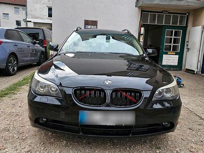 Gebraucht BMW 525 177 PS (130 kW) 2006 Schwarz Kombi