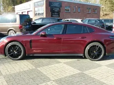 Occasion Porsche Panamera 330 ch (242 kW) 2021 Rouge Berline