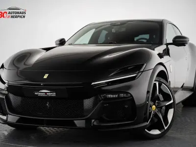 Nouă Ferrari Purosangue 719 CP (528 kW) 2025 Negru SUV
