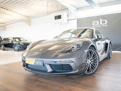 Porsche 718 Cayman