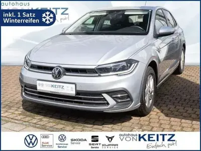 Gebraucht VW Polo Style 95 PS (69 kW) 2025 Silber Kleinwagen