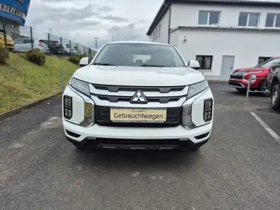 Gebraucht Mitsubishi ASX Spirit 150 PS (110 kW) 2020 Weiß SUV