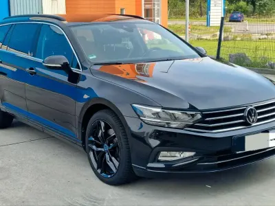 Gebraucht VW Passat Business 150 PS (110 kW) 2021 Schwarz Kombi