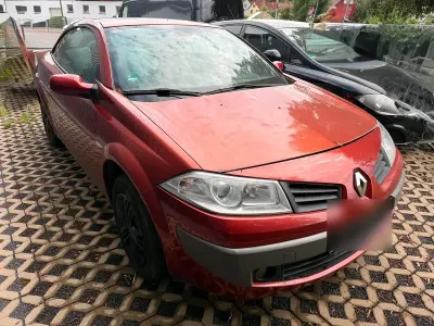 Gebraucht Renault Mégane Cabriolet 112 PS (82 kW) 2007 Rot Cabrio