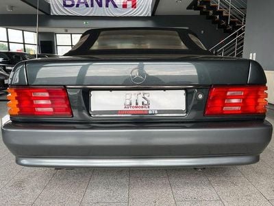 Schwarz Gebraucht 1992 Mercedes SL300 Cabrio | 23.900 €