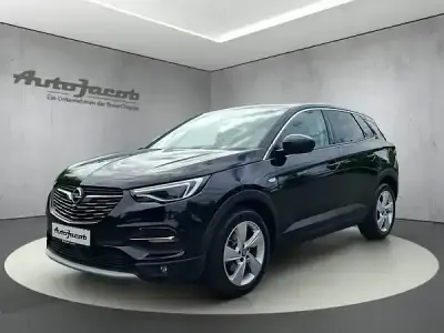 Gebraucht Opel Grandland X Innovation 131 PS (96 kW) 2020 Diamant schwarz (metallic) SUV