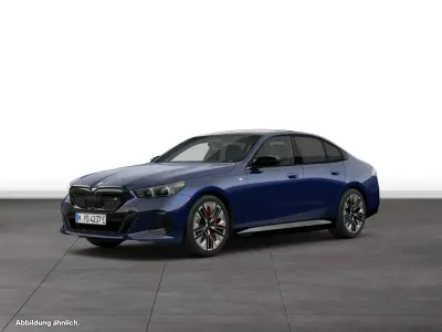 Gebraucht BMW i5 442 kW (601 PS) 2025 Blau Limousine