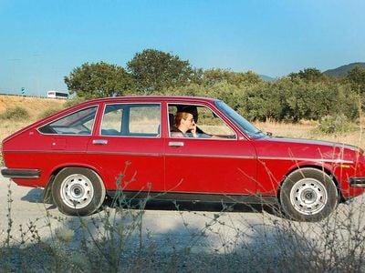 Gebraucht Lancia Beta 113 PS (83 kW) 1978 Rot Limousine