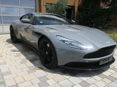 Occasion Aston Martin DB11 Launch Edition 608 ch (447 kW) 2016 Gris Coupé