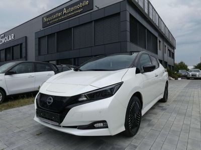 Gebraucht Nissan Leaf N-Connecta 160 kW (218 PS) 2023 Pearl white/black m Kleinwagen
