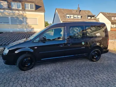 Gebraucht VW Caddy Team 143 PS (105 kW) 2010 Schwarz Van / Kleinbus